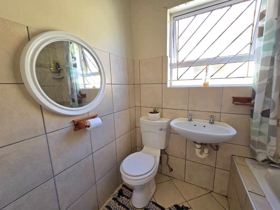 2 Bedroom Property for Sale in Bay View Western Cape